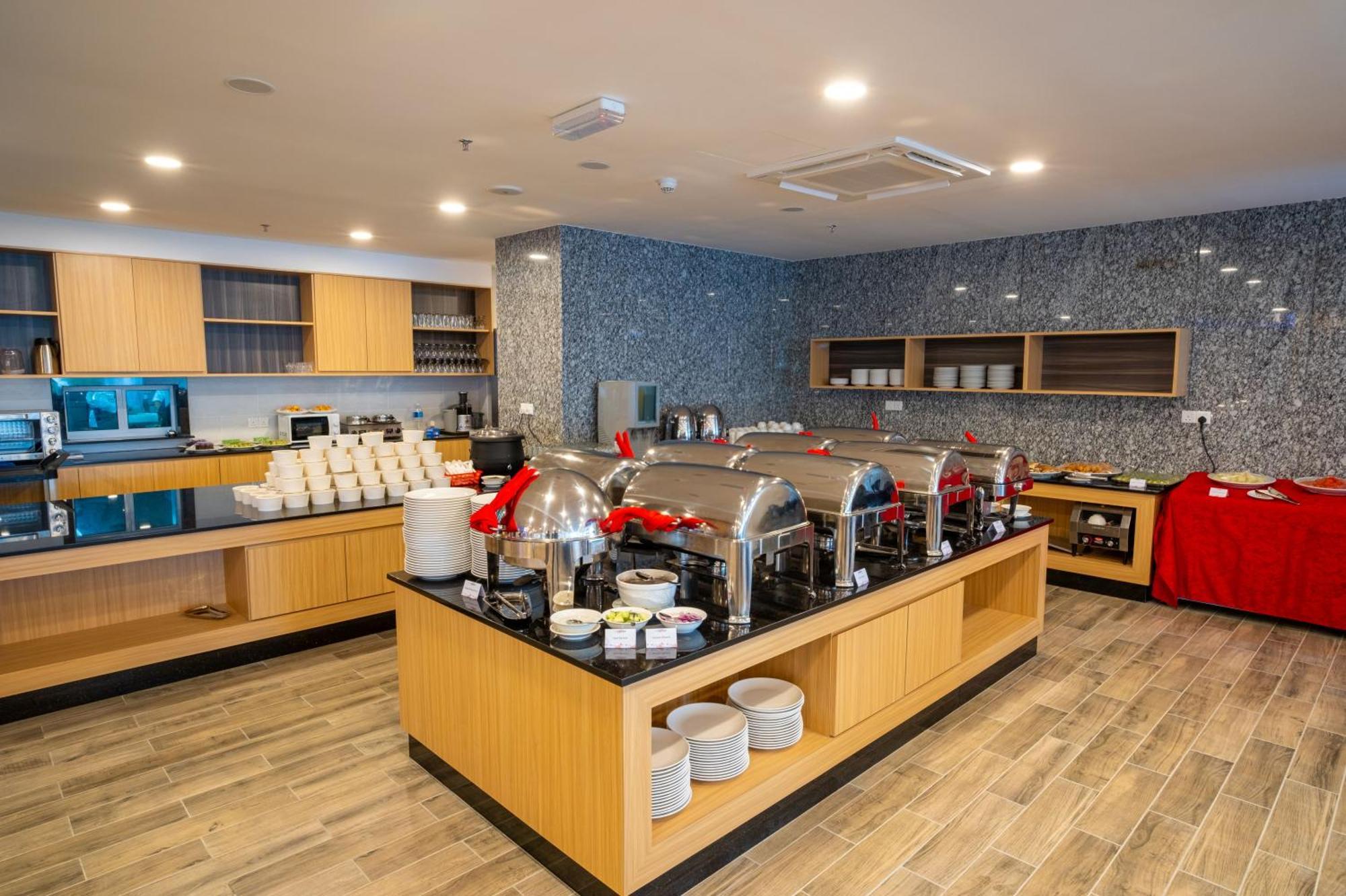 City Rise Hotel มีรี ภายนอก รูปภาพ